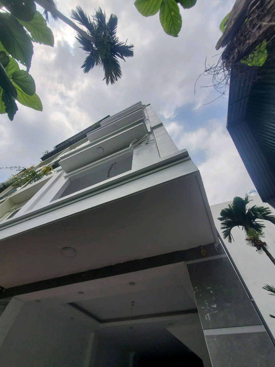 Bán nhà Thạch Bàn,Long Biên 5 tầng,47m,mt4m gần oto nhỉnh 6 tỷ - Ảnh 1